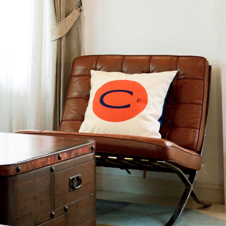 หมอน ทำชื่อ สกรีนชื่อ โลโก้ A-Z หมอน cushion