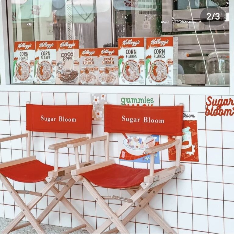 เก้าอี้ ร้านกาแฟ คาเฟ่ ผู้กำกับ